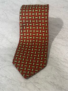 Vintage National Men's Red and Green Woven Geometric Tie
